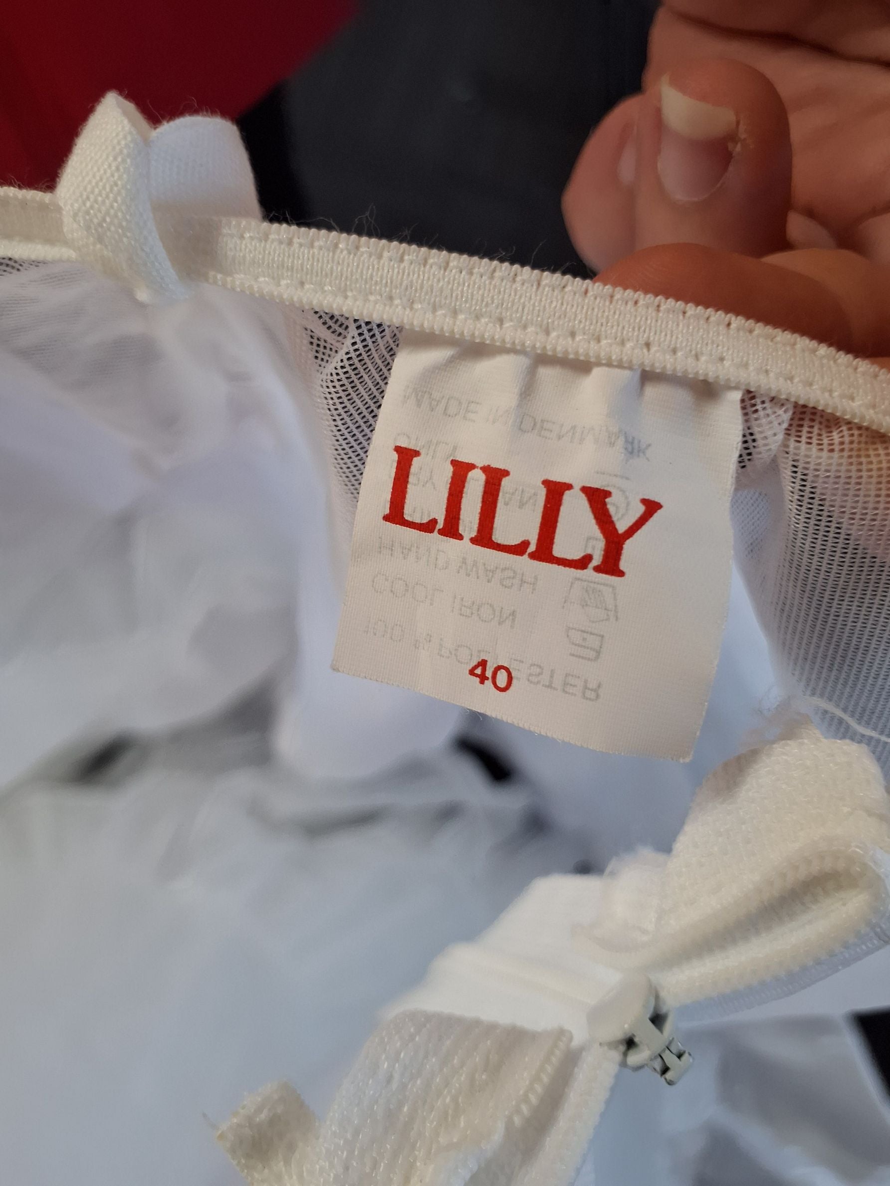 Lilly Brudekjole m/underskørter
